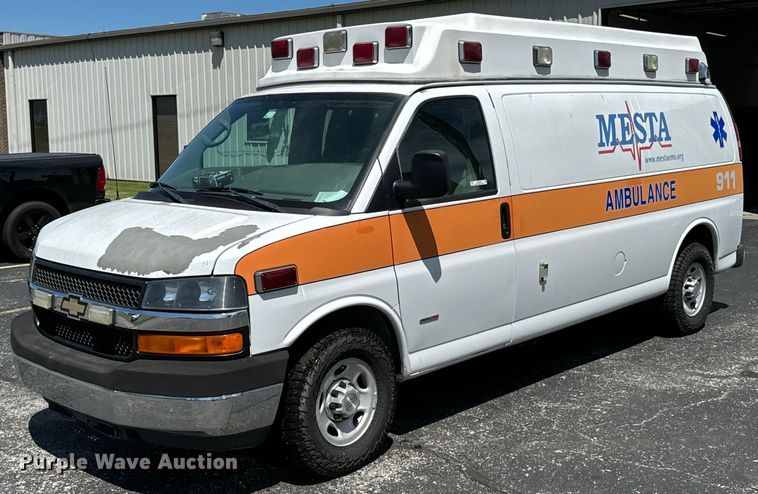 2008 Chevrolet Express ambulance - ND9346