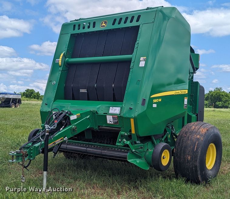 2019 John Deere 560M round baler - DN3842