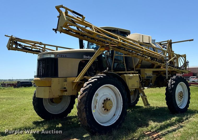 2004 RoGator  1264 sprayer - EJ0660