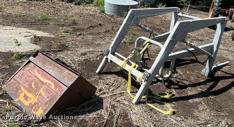 Ford loader - EJ2771