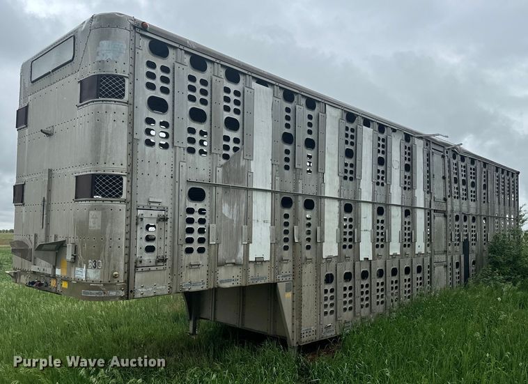 1988 Wilson PSDCL-206 livestock trailer - EJ2804