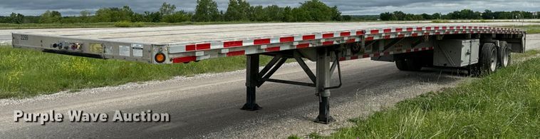 2020 Reitnouer flatbed trailer - DX0527