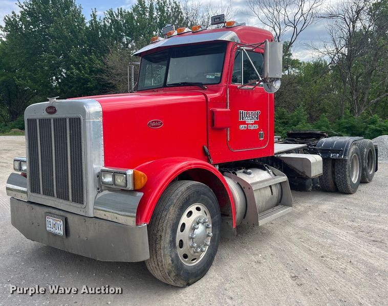 2004 Peterbilt 378 semi truck - LD9537