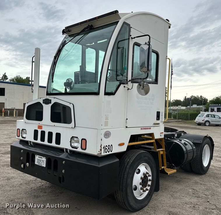 2020 Autocar XSpotter  yard truck - NR9892