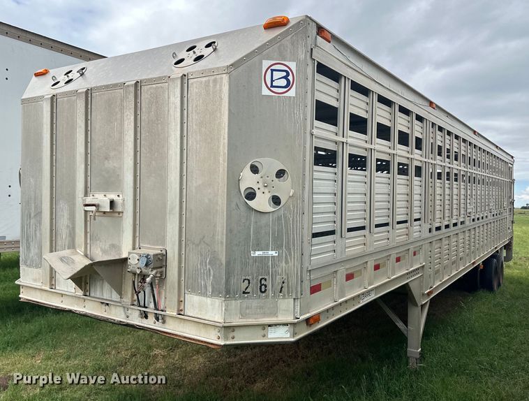 1998 Barrett livestock trailer - OI9105