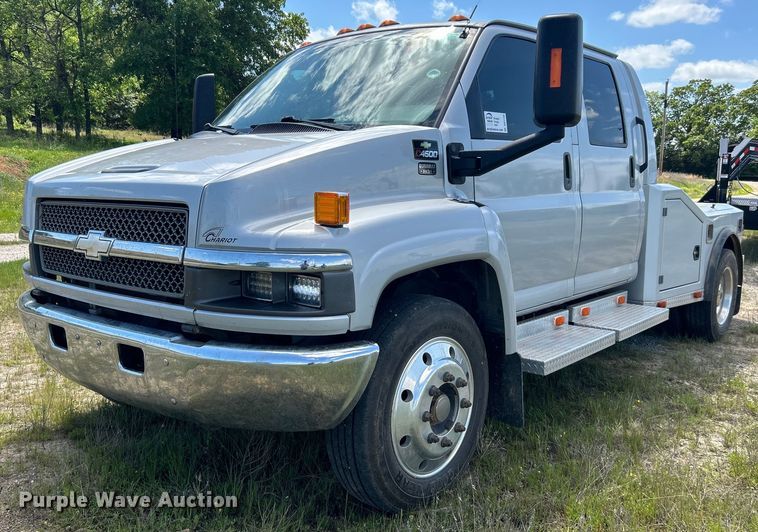 2006 Chevrolet C4500 flatbed truck - DO1139