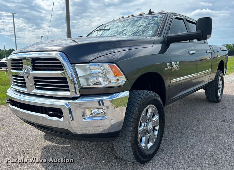 2018 Dodge Ram 2500HD Crew Cab pickup truck - DO6508