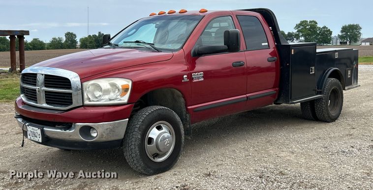 2007 Dodge  Ram 3500HD Quad Cab utility bed pickup truck - EK4685