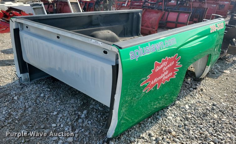 Chevrolet  Silverado pickup bed - KB9048