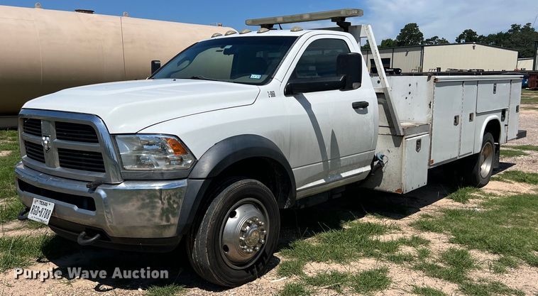 2012 Dodge Ram 4500 utility bed pickup truck - LU9852