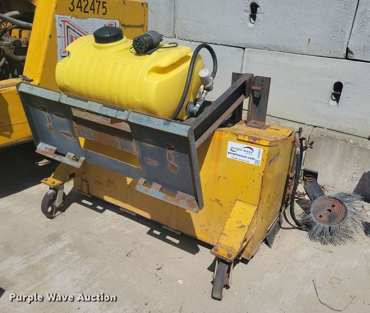 Sweepster 58" W skid steer sweeper - DG0624