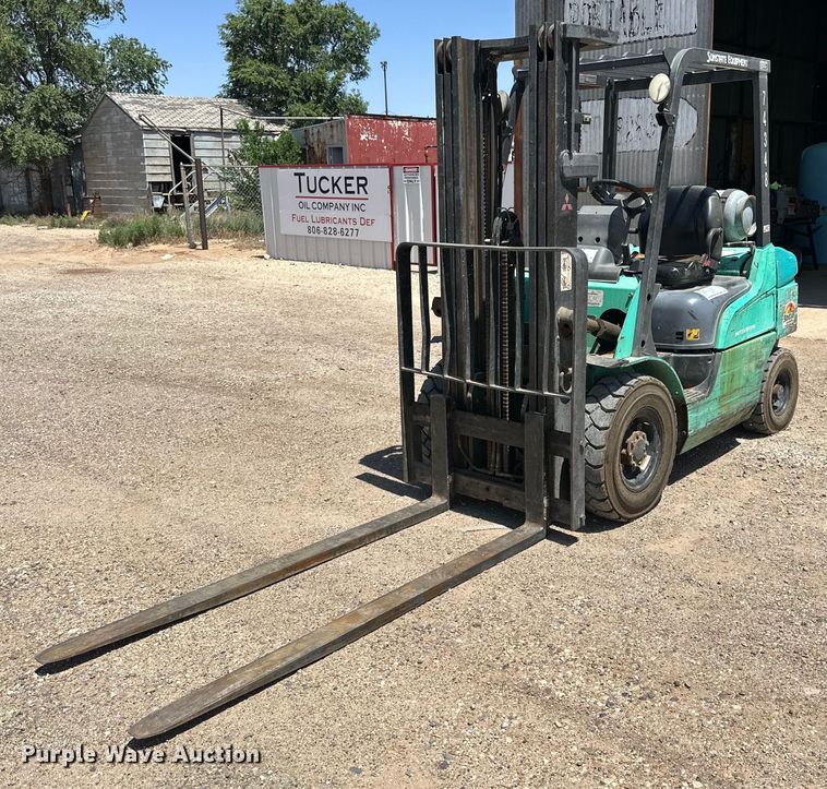 2006 Mitsubishi  FG25N forklift - DK6620