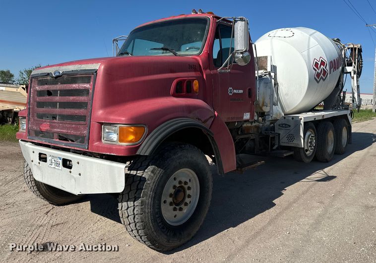 1998 Ford ready mix truck - DN3246