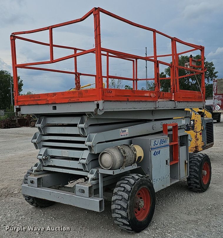 1996 Skyjack SJ8841 scissor lift - DP6439