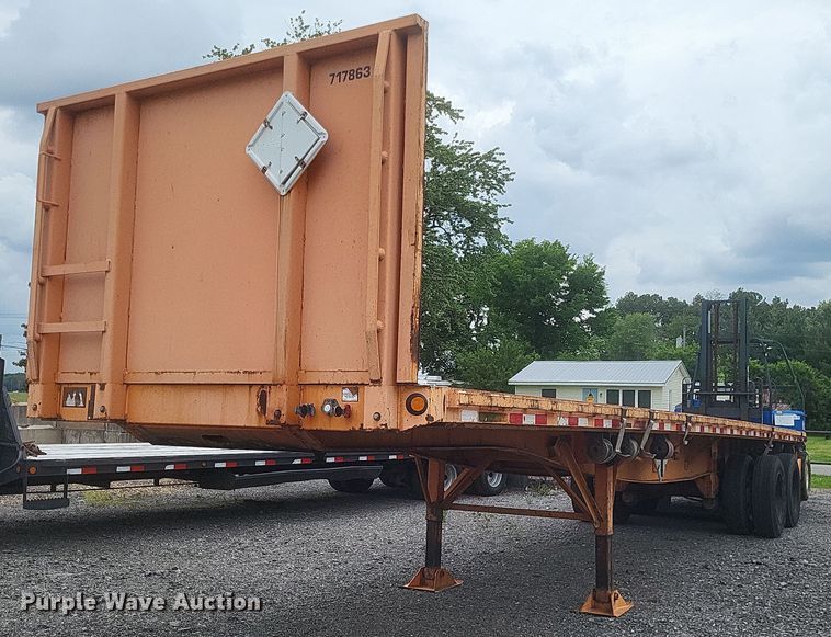 2013 Great Dane  FSP-0024-00099 flatbed trailer with forklift - DR4779
