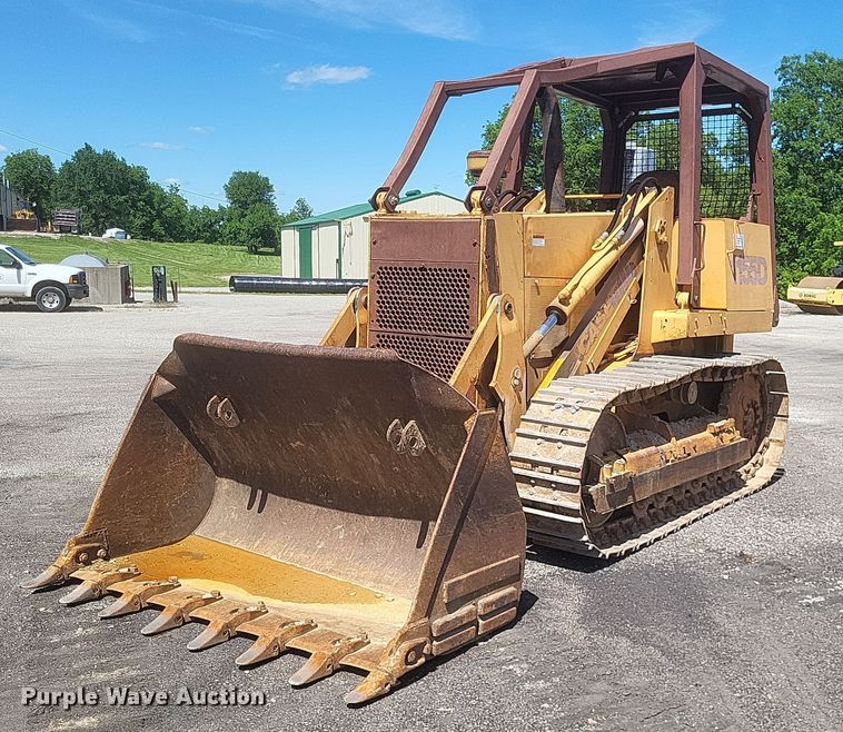1986 Case 1155D track loader - DR4801