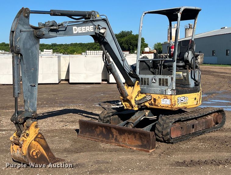 2005 John Deere 35D mini excavator - DS3063