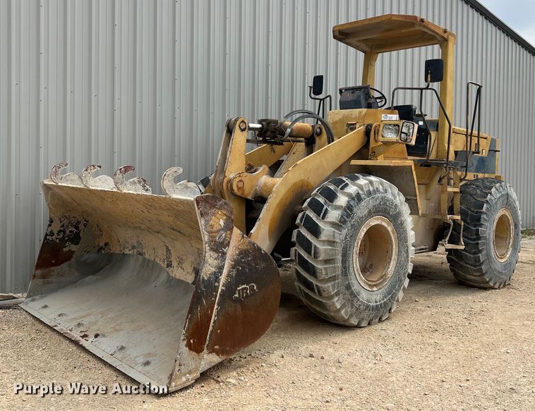 1994 Komatsu WA250-1 wheel loader - DS3111
