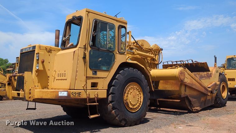 1991 Caterpillar 621E scraper - DW5015