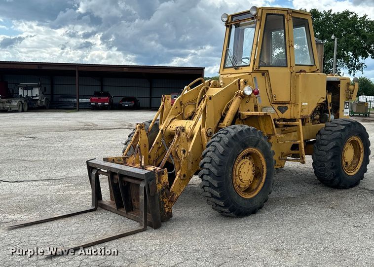 1971 Caterpillar 930 wheel loader - DX0561