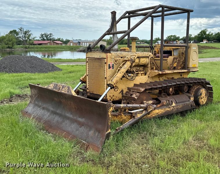 International TD15 dozer - DX0578