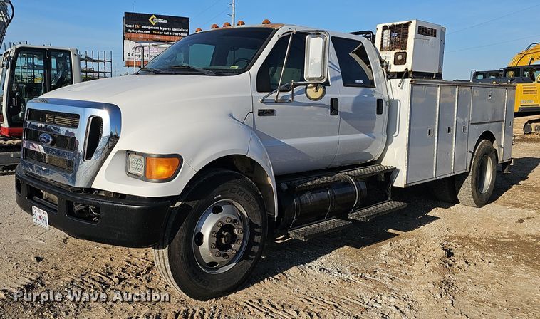 2009 Ford F750 Super Duty XL utility / service truck - EJ6214
