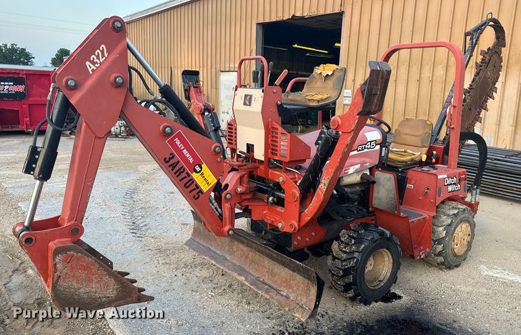 2013 Ditch Witch RT45 trencher - EK1346