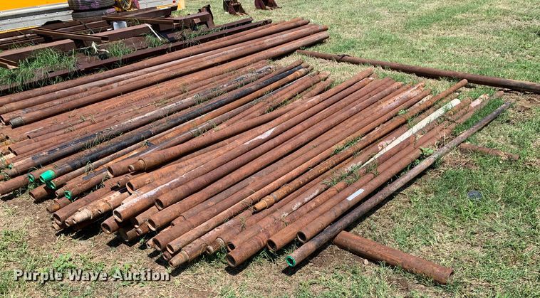 Approximately 60 Vermeer drill stems - JT9848