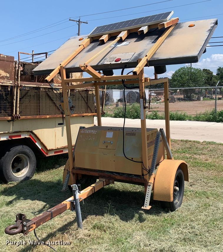 Amida 320-241 arrow board trailer - JT9850