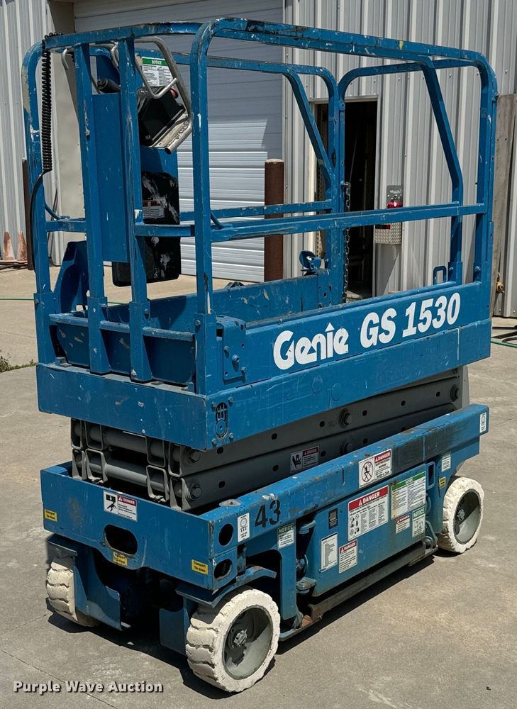 2002 Genie GS 1530 scissor lift - NL9857
