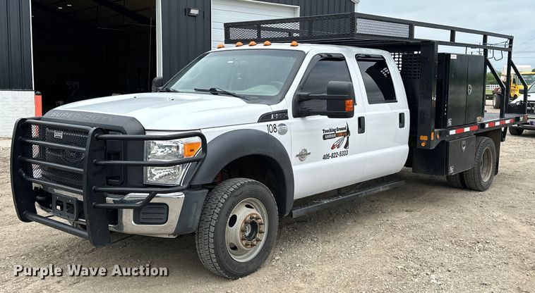 2016 Ford F550 Super Duty flatbed truck - NR9955