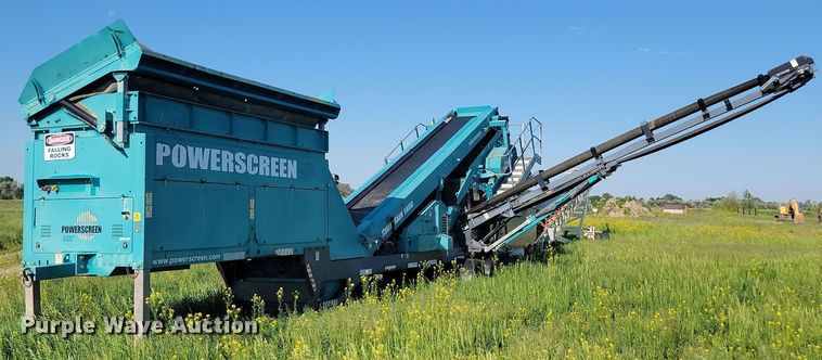 Powerscreen Chieftain 1400 screening plant - NZ9900