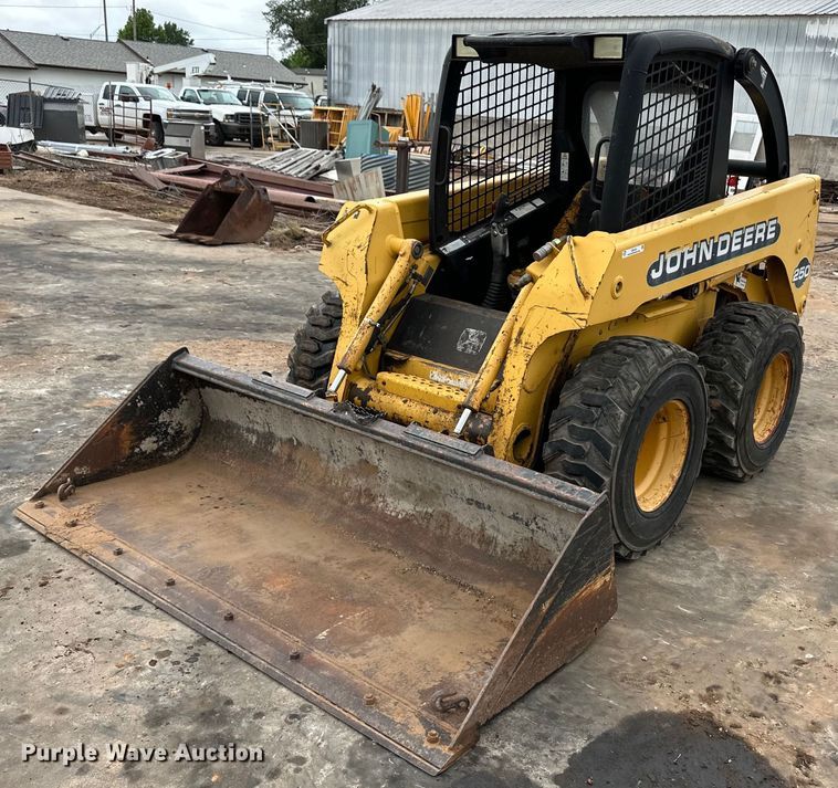 1999 John Deere 250 skid steer loader - OI9144