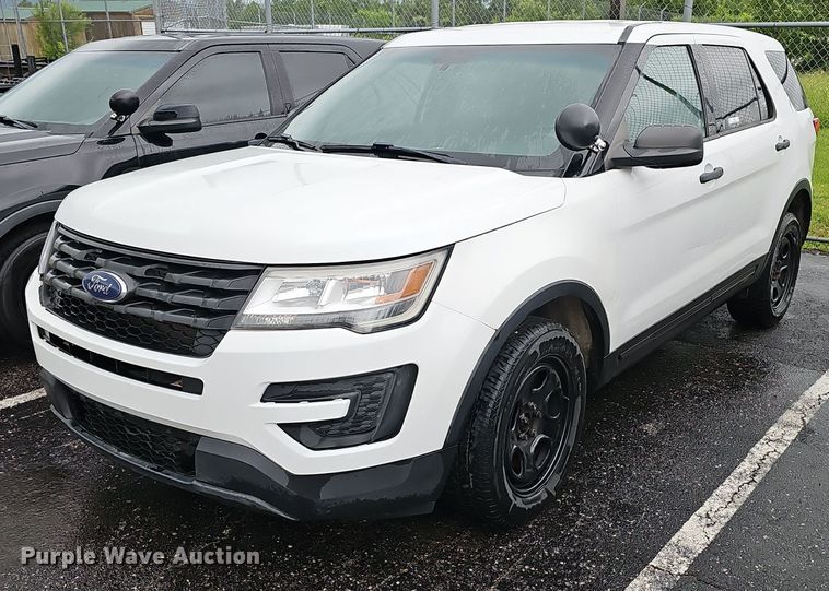 2017 Ford  Explorer Police Interceptor SUV - EJ5510