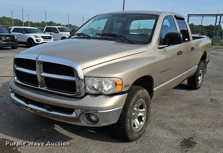 2003 Dodge Ram 1500 Quad Cab pickup truck - EJ5553
