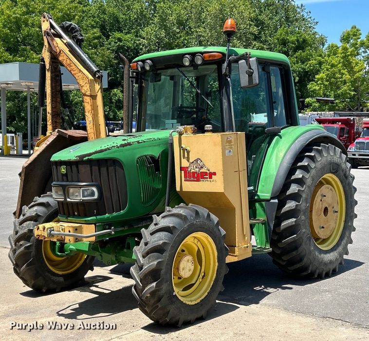 2003 John Deere  6320 MFWD tractor - EK4725
