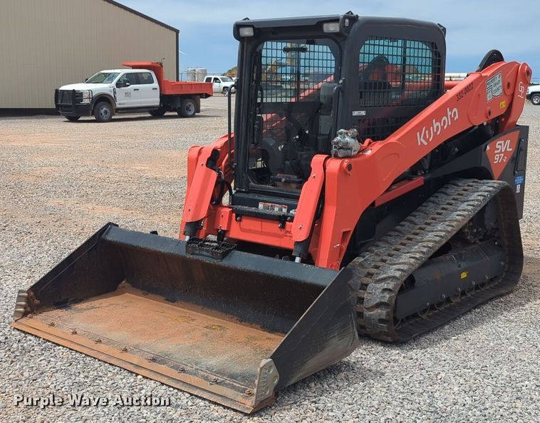 2022 Kubota SVL97-2 tracked skid steer loader - NG9801