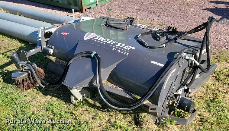 2017 Paldin Sweep Step skid steer sweeper - NZ9893