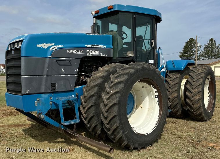 Articulated 4-Wheel Drive Tractor For Sale In New Mexico | Purple