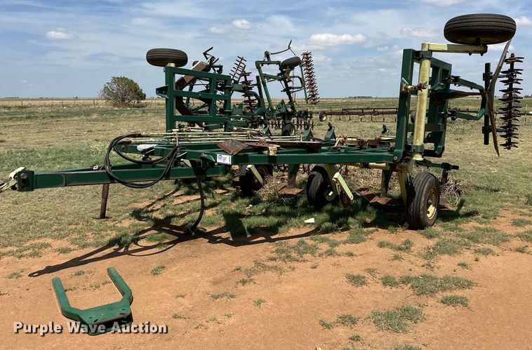 Field Cultivator or Sweep Plow For Sale In New Mexico | Purple