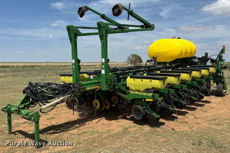 John Deere 1770NT planter - DK6853