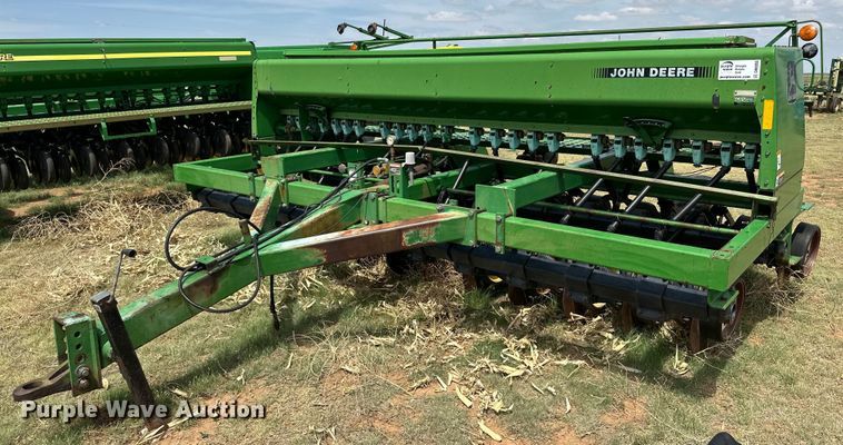 John Deere 750 grain drill - DK6855