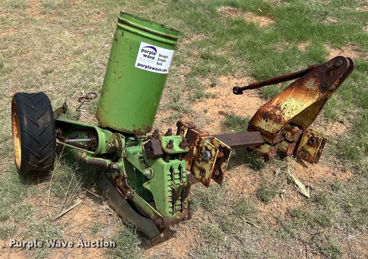 Planters and Seeders For Sale In New Mexico | Purple Wave Auction