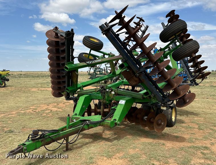 John Deere 630 double off-set disk - DK6857