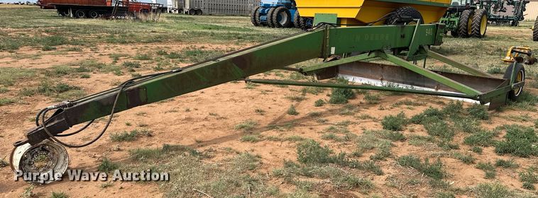 John Deere 940-02 land leveler - DK6863