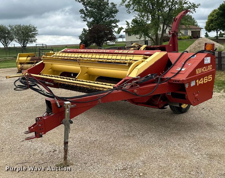 New Holland  1465 swather / windrower - DP8388