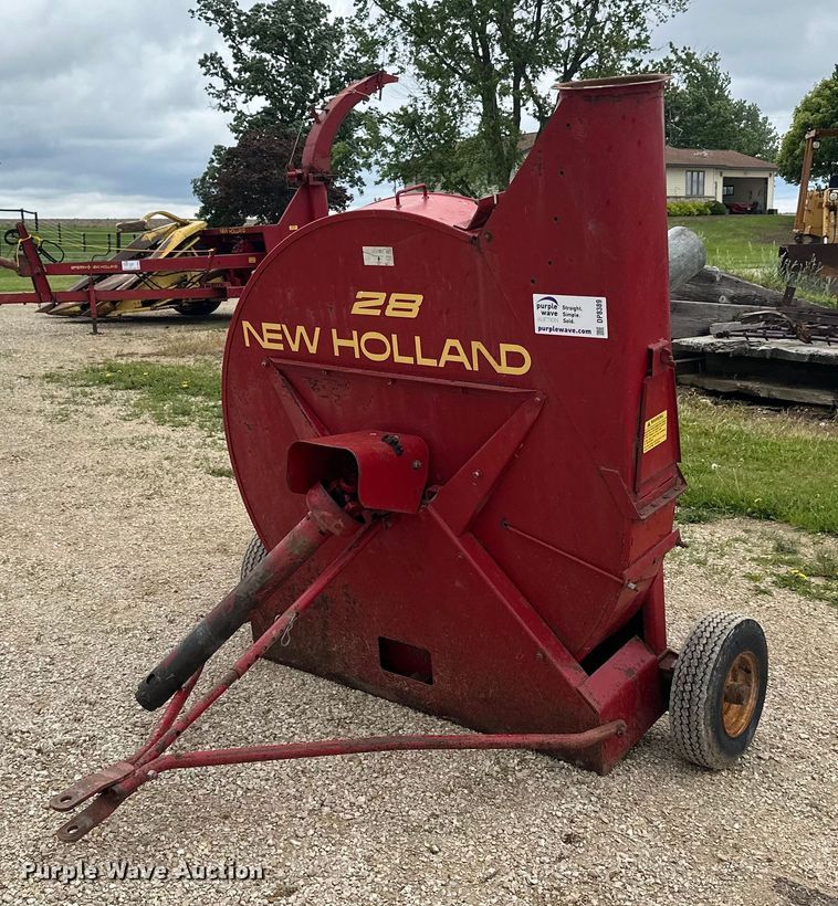 New Holland  28 silage blower - DP8389