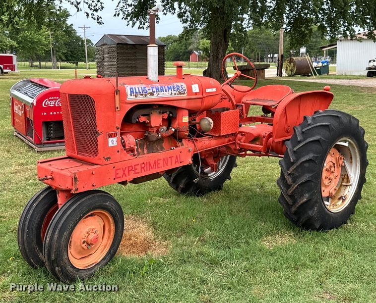 Allis-Chalmers WD C tractor - DX0666