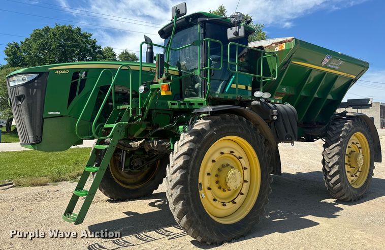 2012 John Deere 4940 spreader - EH6822
