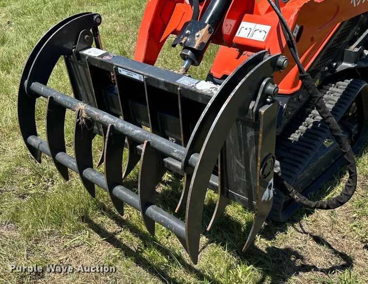 Spartan DGR44 compact utility loader grapple rake - EH3907